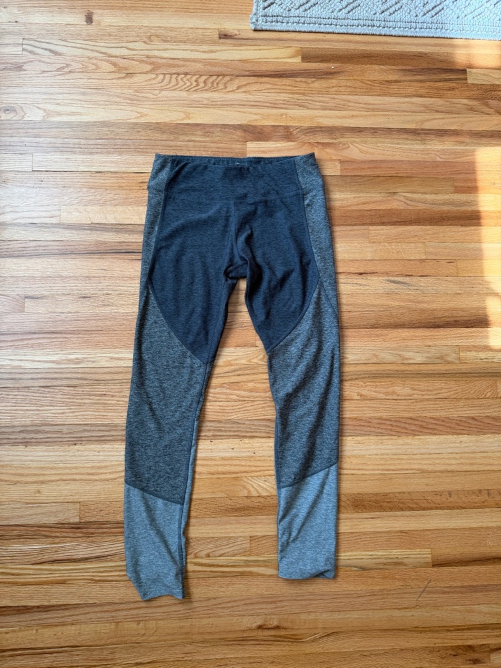 Girls' Two-Tone Gray Active Leggings